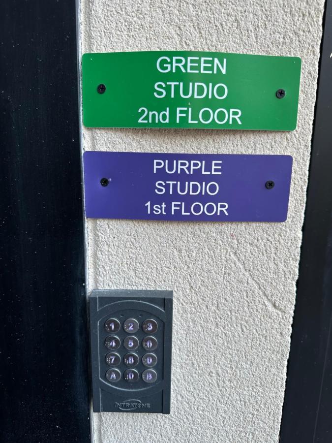 Green&Purple Studio 24-24 Access 부와-꼴롱브 외부 사진
